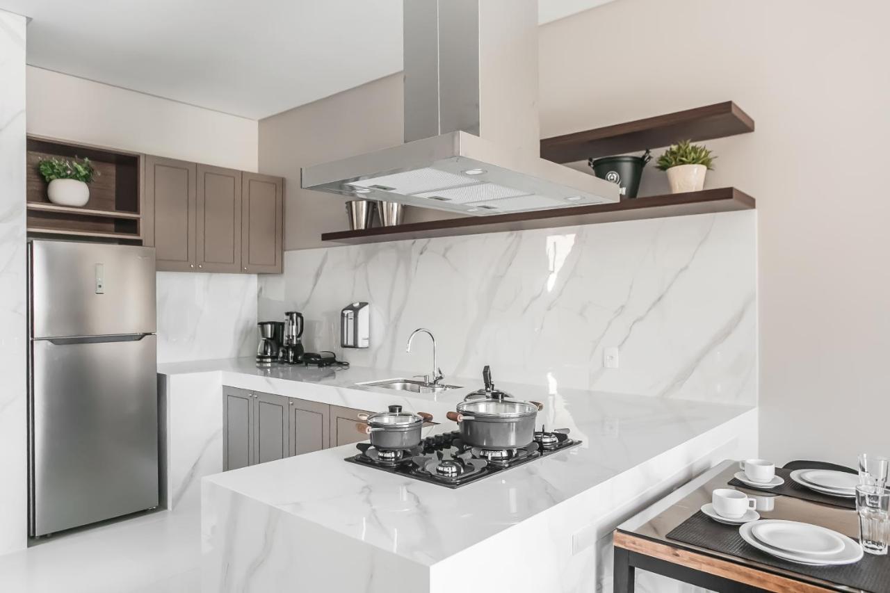 Casa Requinte, 4 Suites , Piscina II Balneário Camboriú المظهر الخارجي الصورة